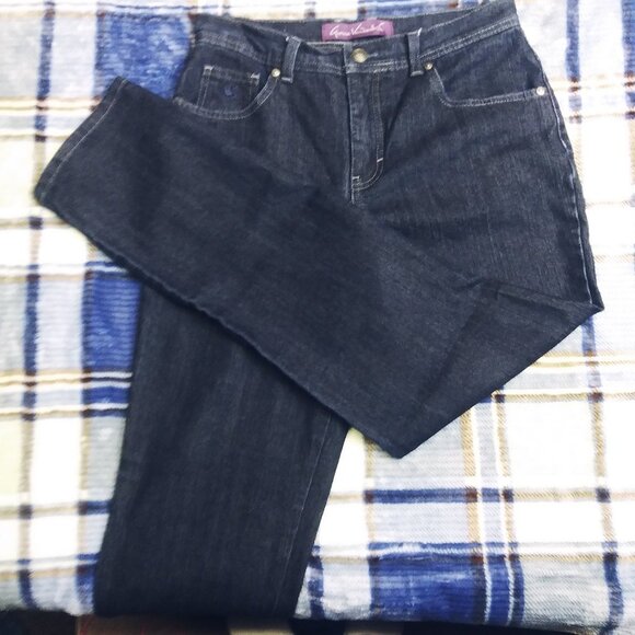Gloria Vanderbilt Amanda Short Jeans Size 8 - Picture 1 of 8